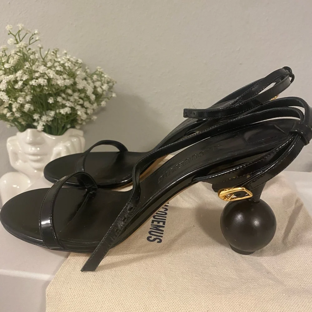 Jacquemus Black 90mm Bisou Strappy Block Heel Sandals - Picture 2 of 6